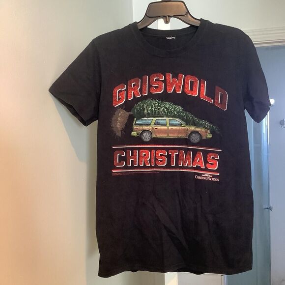 Size medium no tags tee T-shirt graphic National Lampoon's Christmas Vacation is - Picture 1 of 3